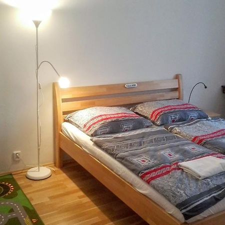 Jezerka Apartments Прага Екстер'єр фото