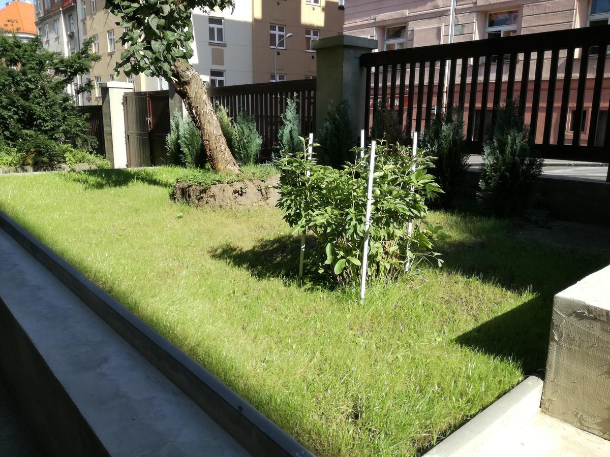 Jezerka Apartments Прага Екстер'єр фото