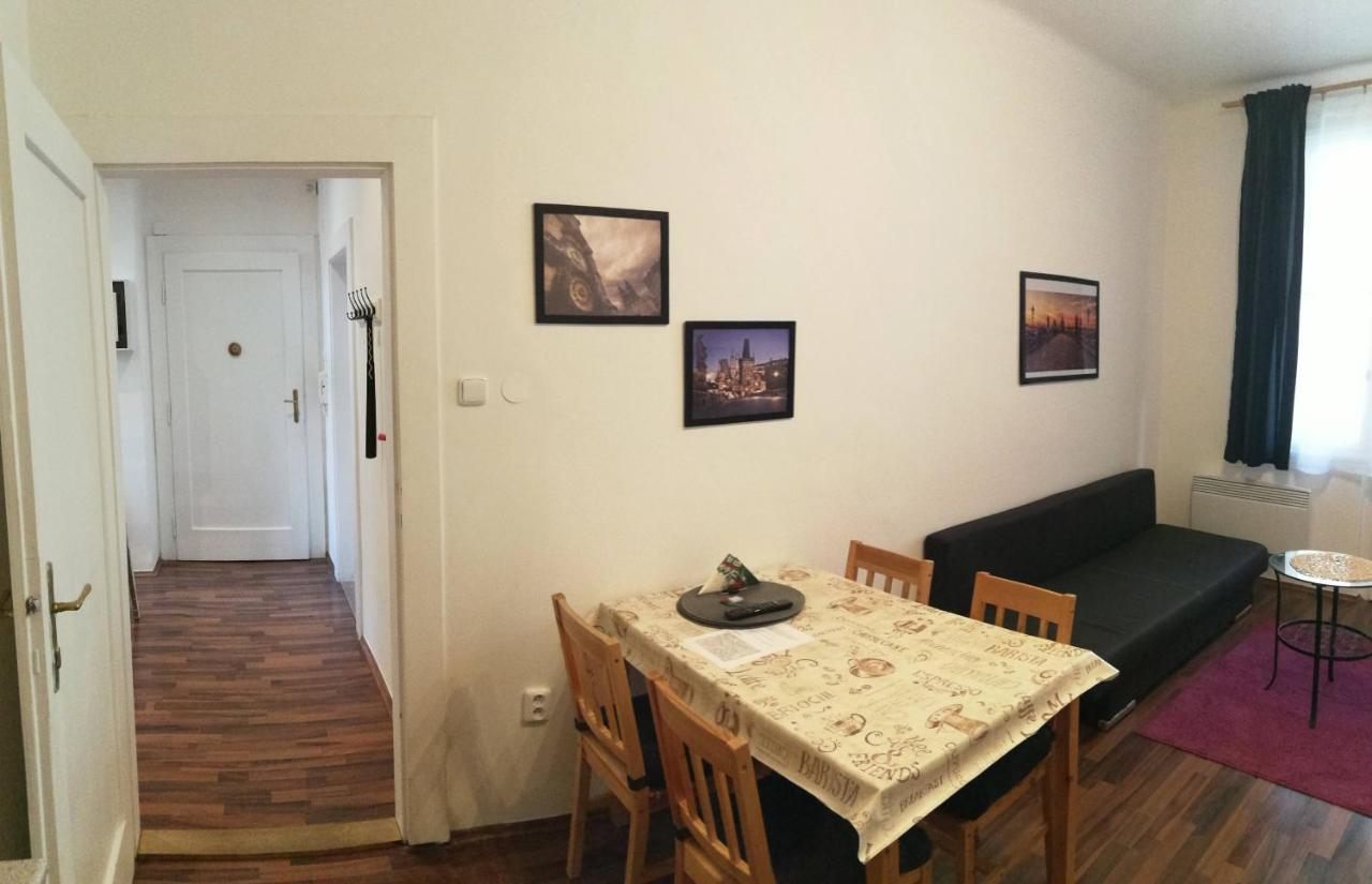 Jezerka Apartments Прага Екстер'єр фото
